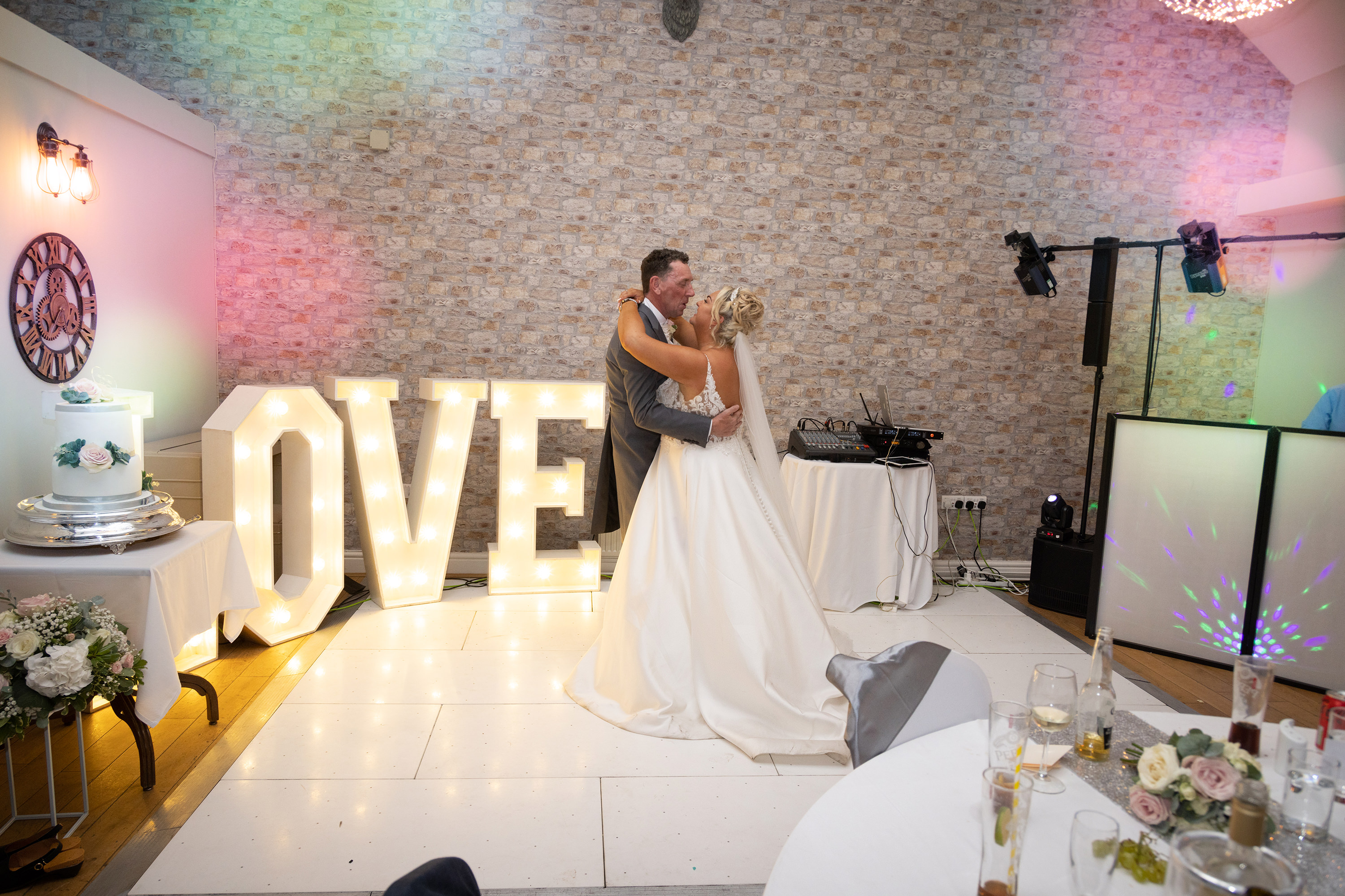 Amy and Tony have their first dance 