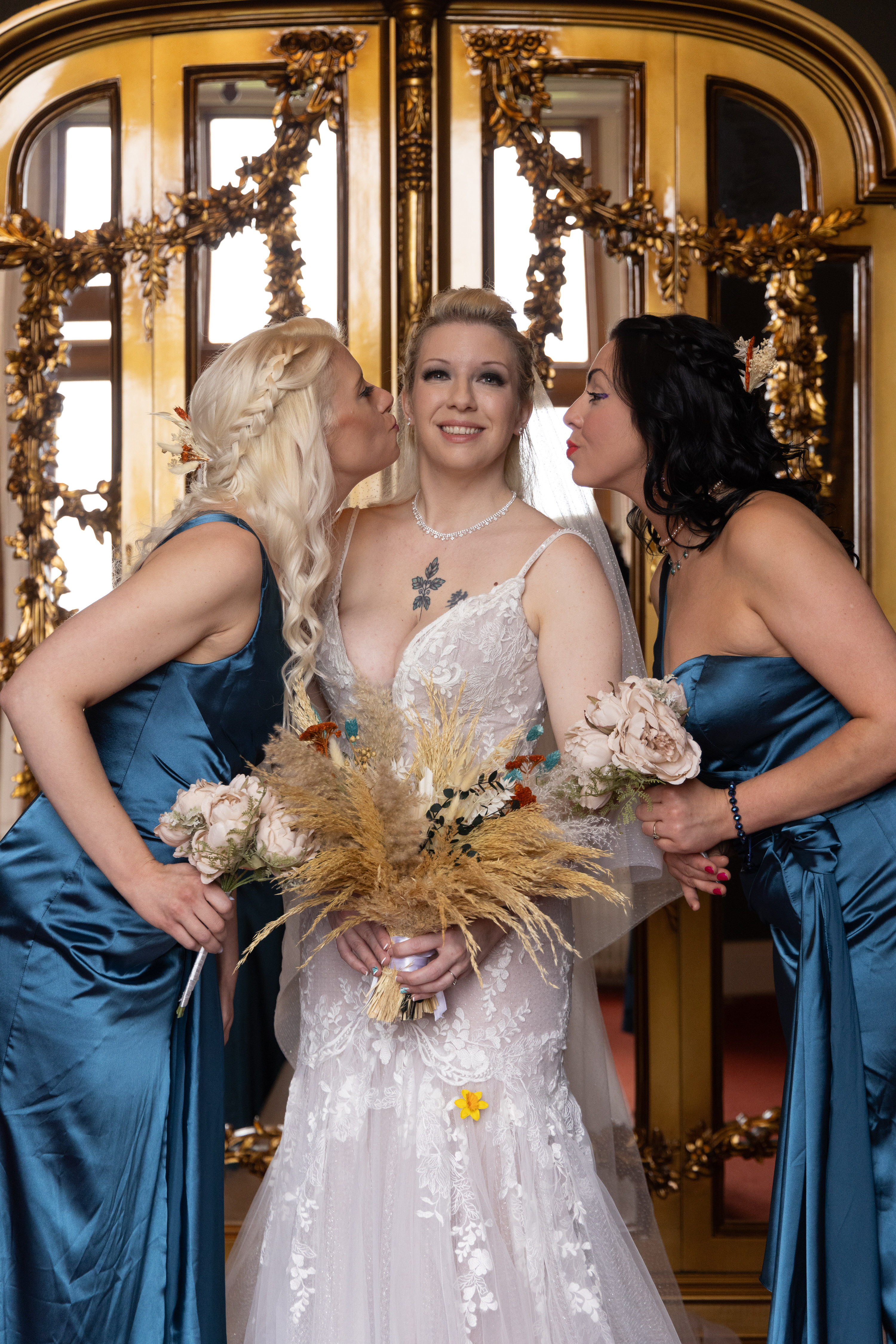 The bride and her bridesmaids 